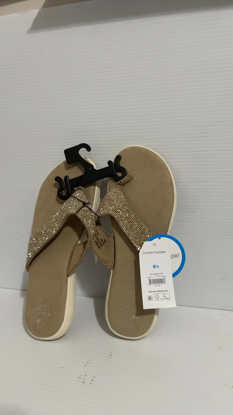 Time and Tru Women's Beige Rhinestone Flip Flops US 8.5